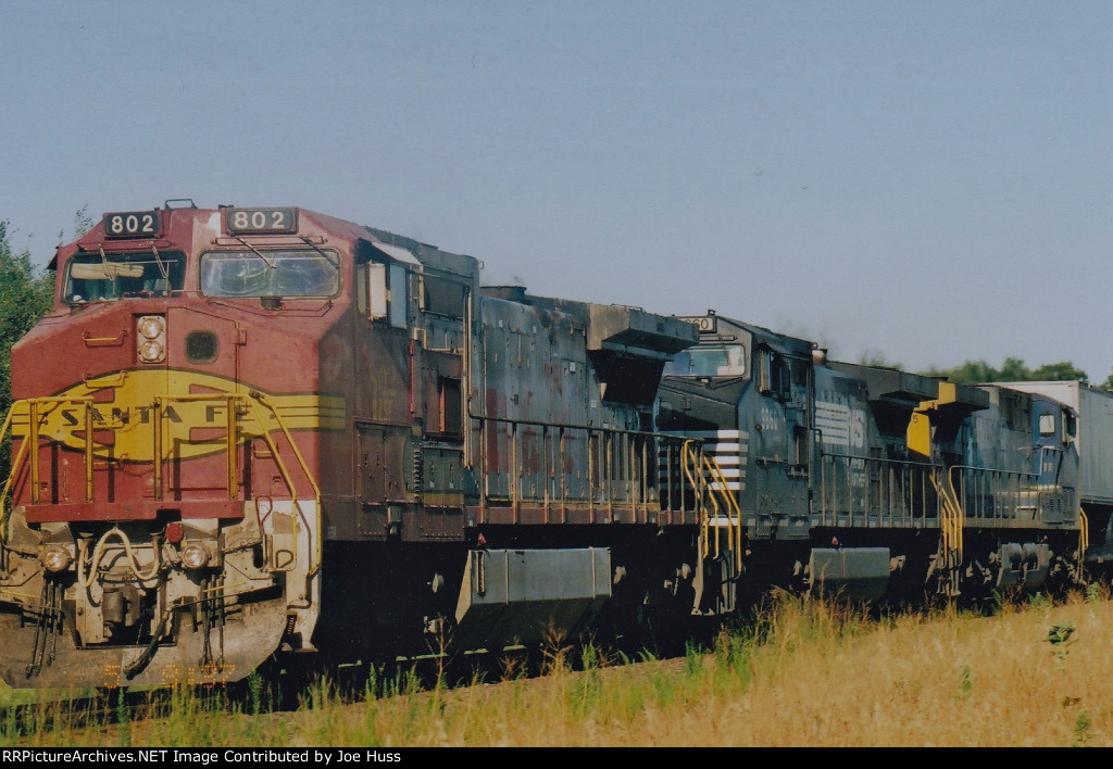 BNSF 802 East